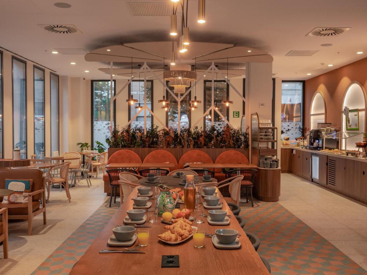 Ibis Styles Sevilla City Santa Justa Εξωτερικό φωτογραφία