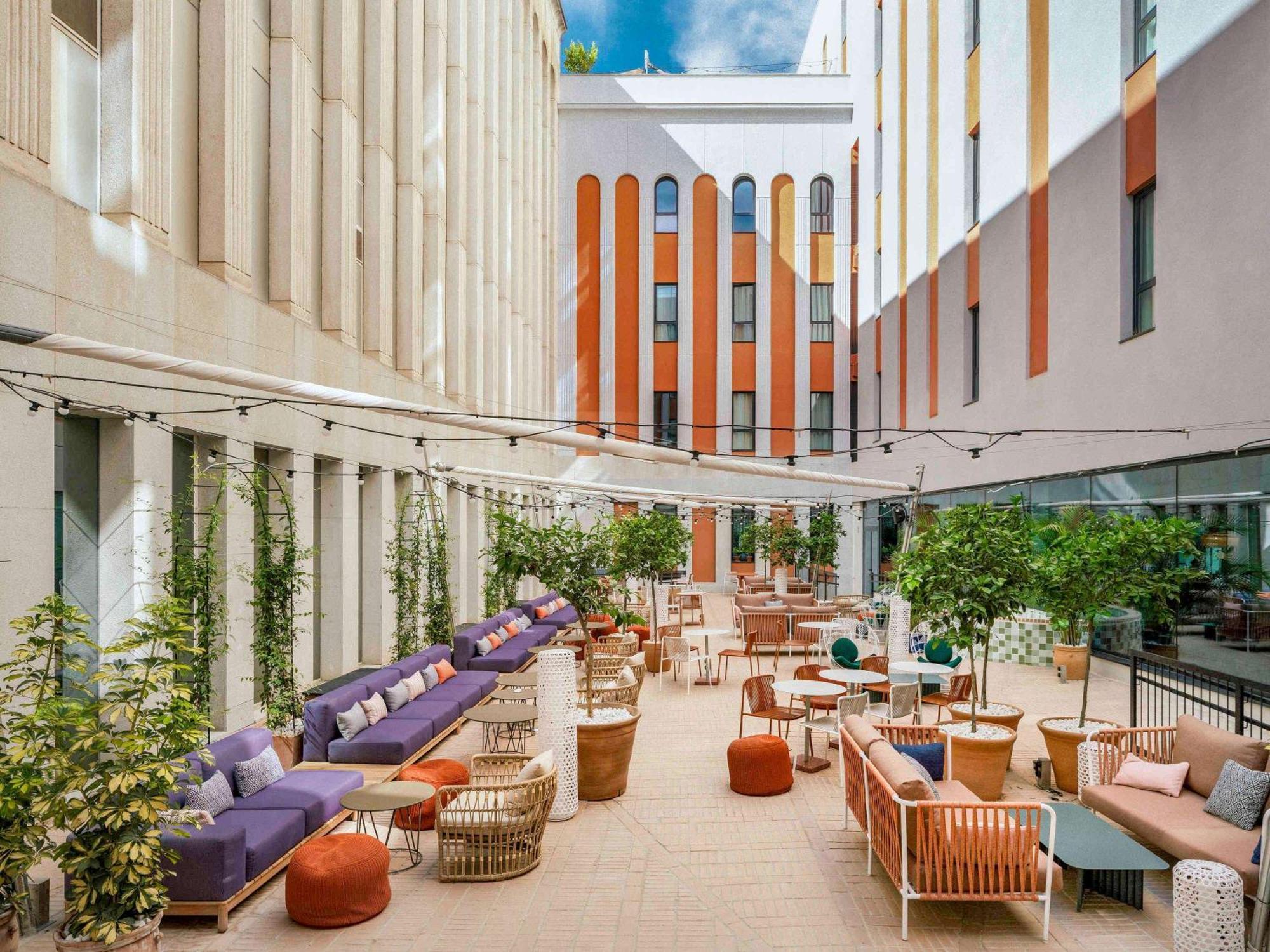 Ibis Styles Sevilla City Santa Justa Εξωτερικό φωτογραφία