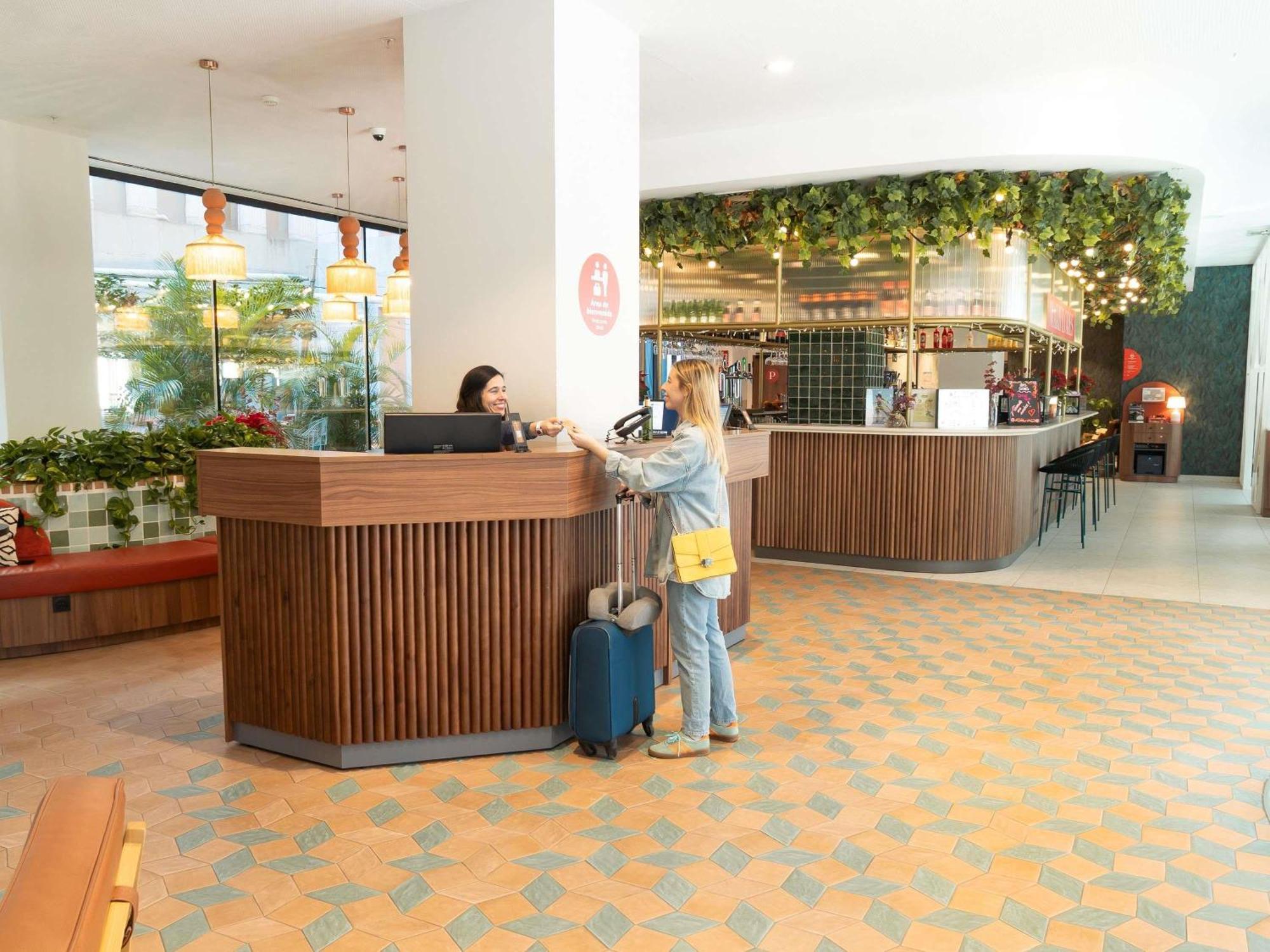 Ibis Styles Sevilla City Santa Justa Εξωτερικό φωτογραφία